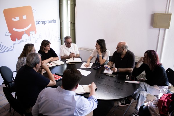 Compromís pregunta por qué el bipartito de Elche paralizó un contrato de ciberseguridad en 2024 