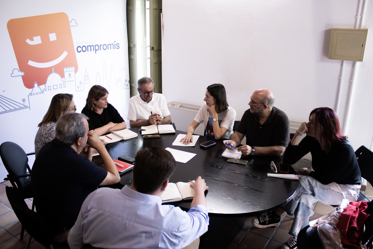 Compromís pregunta por qué el bipartito de Elche paralizó un contrato de ciberseguridad en 2024 