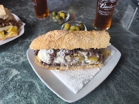 Bocadillo de carne de toro en Bar Valencia (Torrent)