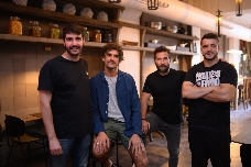 Casa Pescadores, el espacio gastronómico de alma marinera donde alargar las sobremesas