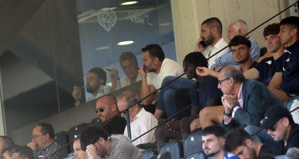 Un '9', un '8' y al menos un central figuran ya en la carta a los Reyes Magos del Hércules CF