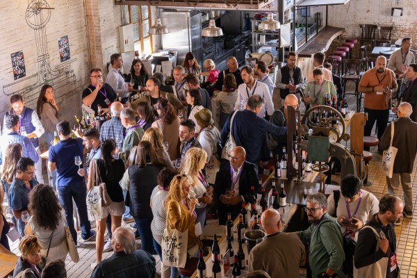 URbanitas hará brindar, comer y bailar a los visitantes de Mercader