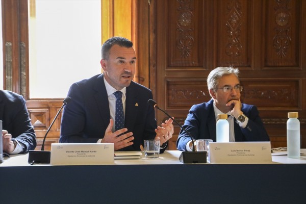 La Diputación de València aprueba una moción de Vox sobre empadronamientos ilegales