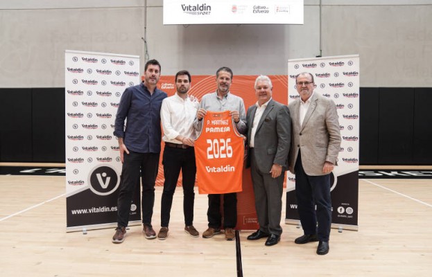 Pedro Martínez, nueve fichajes y un concurso de tiro en la presentación del Valencia Basket