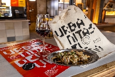 Mercader brindará, comerá y bailará al ritmo de URbanitas del vino el sábado 25 de octubre