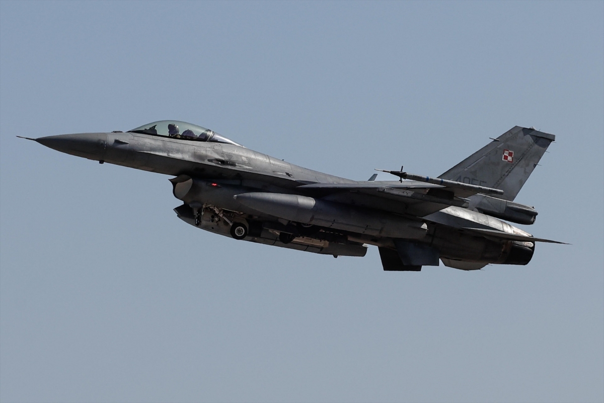 La OTAN despliega cazas españoles de misión en el flanco este para interceptar aviones rusos en Lituania