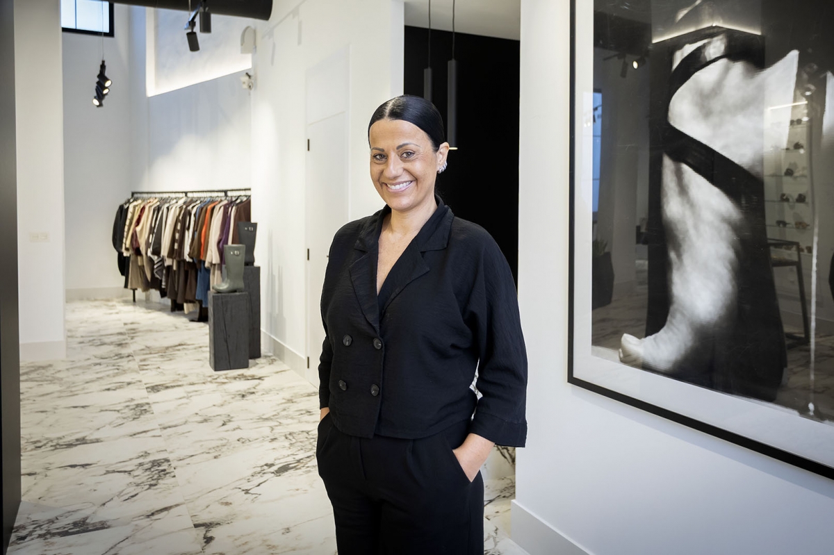 Nany en su tienda - Foto: MARGA FERRER Nany en su tienda