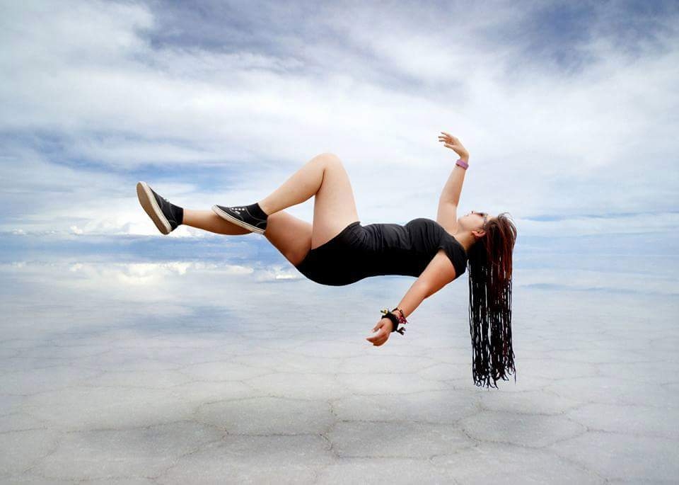 La artista Connie Rico llega al Museo de Aguas de Alicante con actuación 'La carta de Alejandra'