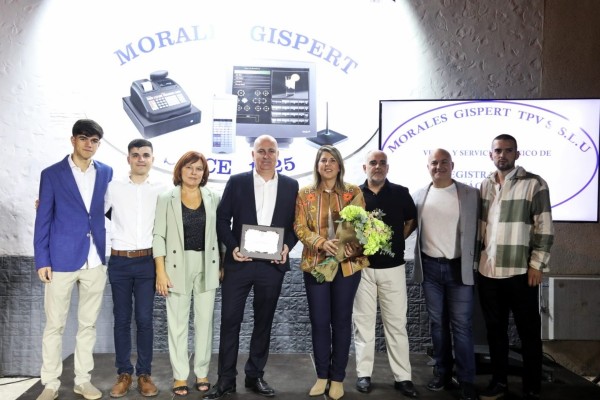Del ruido de las cajas registradoras al salto digital: la familia Morales cumple cien años de legado