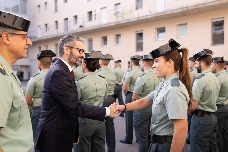 Lucas arranca el compromiso de la Guardia Civil de no cerrar el cuartel de Zarcilla de Ramos