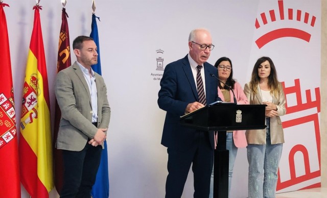 Murcia se suma a los ayuntamientos que piden una indemnización por los cortes de agua