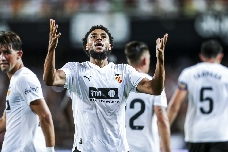 El Valencia CF busca reconquistar el corazón de Mestalla