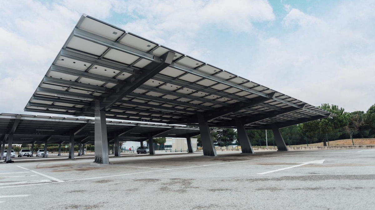 Arranca el proyecto piloto para la autosuficiencia energética del alumbrado público de El Perellonet