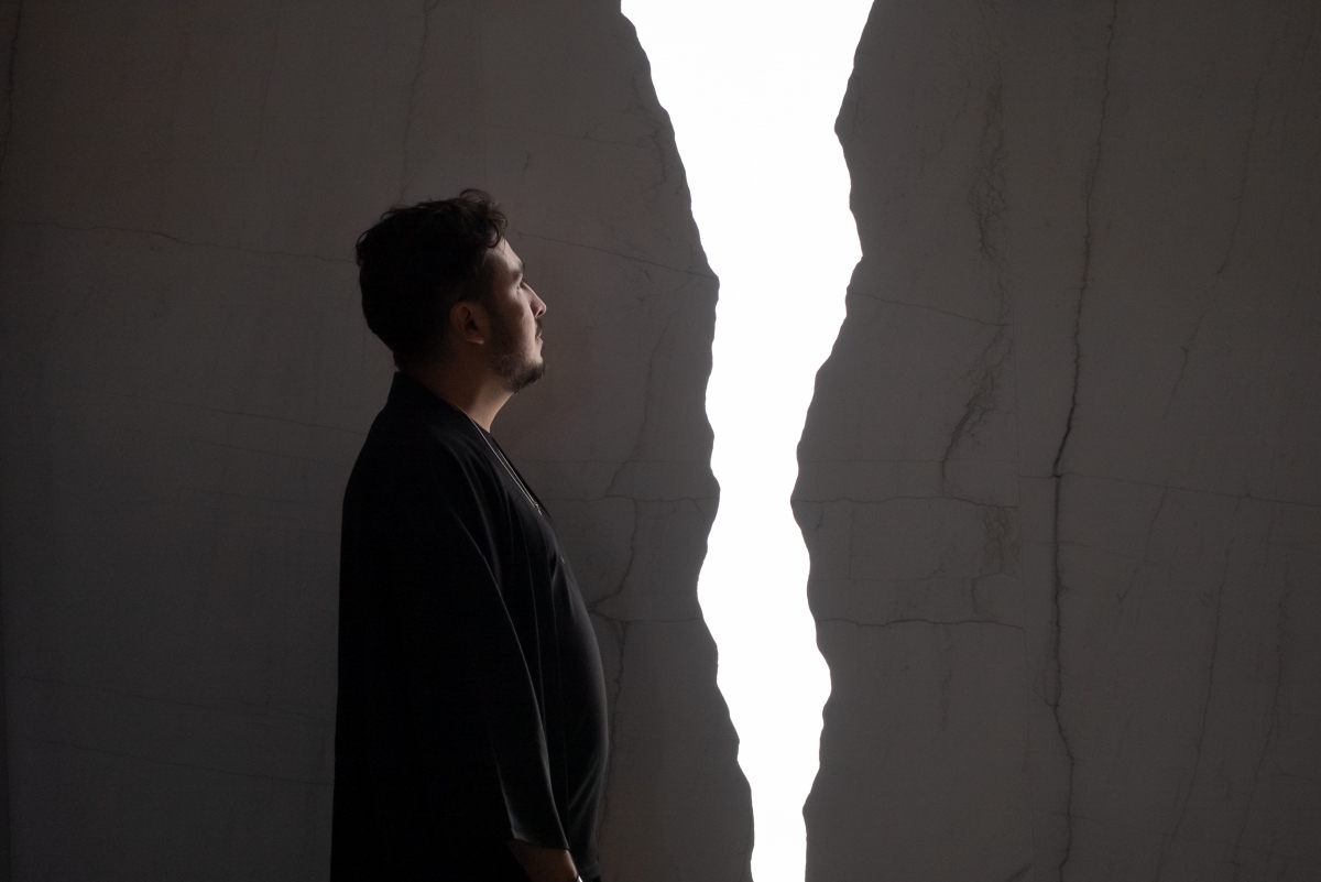 Neolith acude a ADN Fórum con 'Portal', la propuesta que transforma la materia en arte contemplativo 