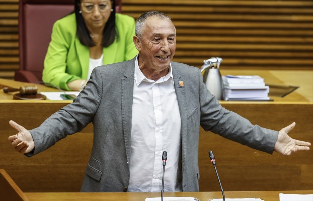 Baldoví tacha a Mazón de presidente 