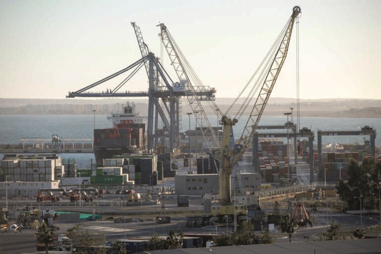 El futuro de los puertos, desde Alicante: drones, robots, barcos autónomos y sistemas de escaneo