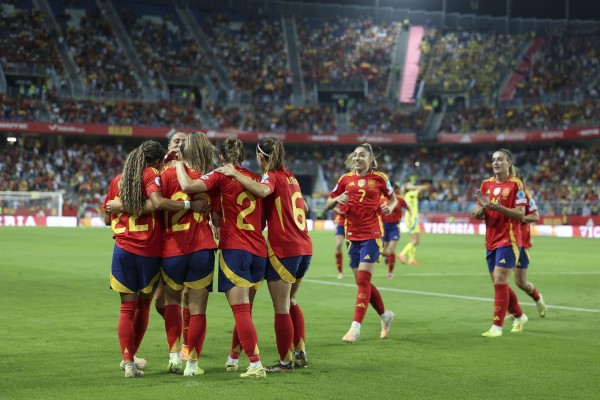 Sonia Bermúdez se estrena 'a lo grande' en la semifinal de la Nations League