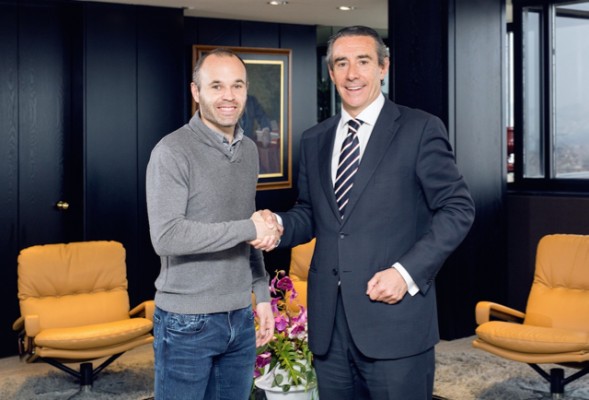 CaixaBank recurre a Andrés Iniesta para captar 4.000 millones en préstamos al consumo