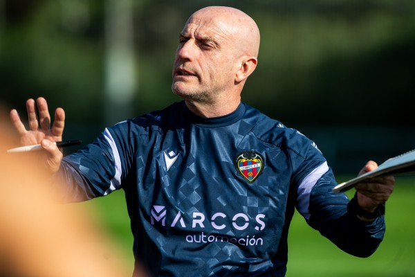 Calero: “Somos una presa fácil para todo el mundo”