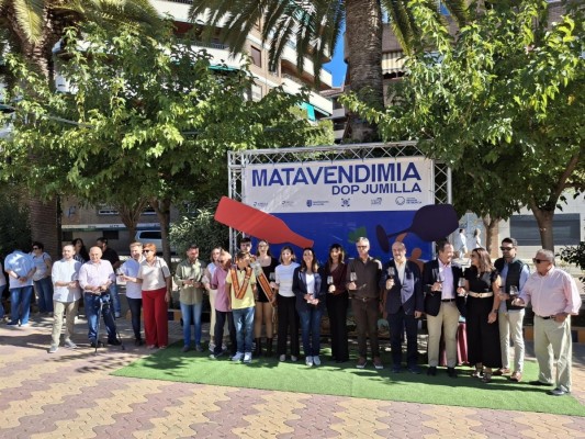 La Región pondrá en el mercado vinos elaborados con nuevas variedades de uvas desarrolladas en el Imida