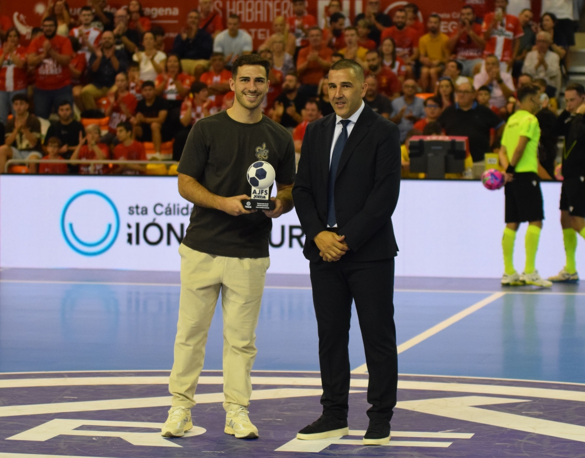  - Foto: JIMBEE CARTAGENA