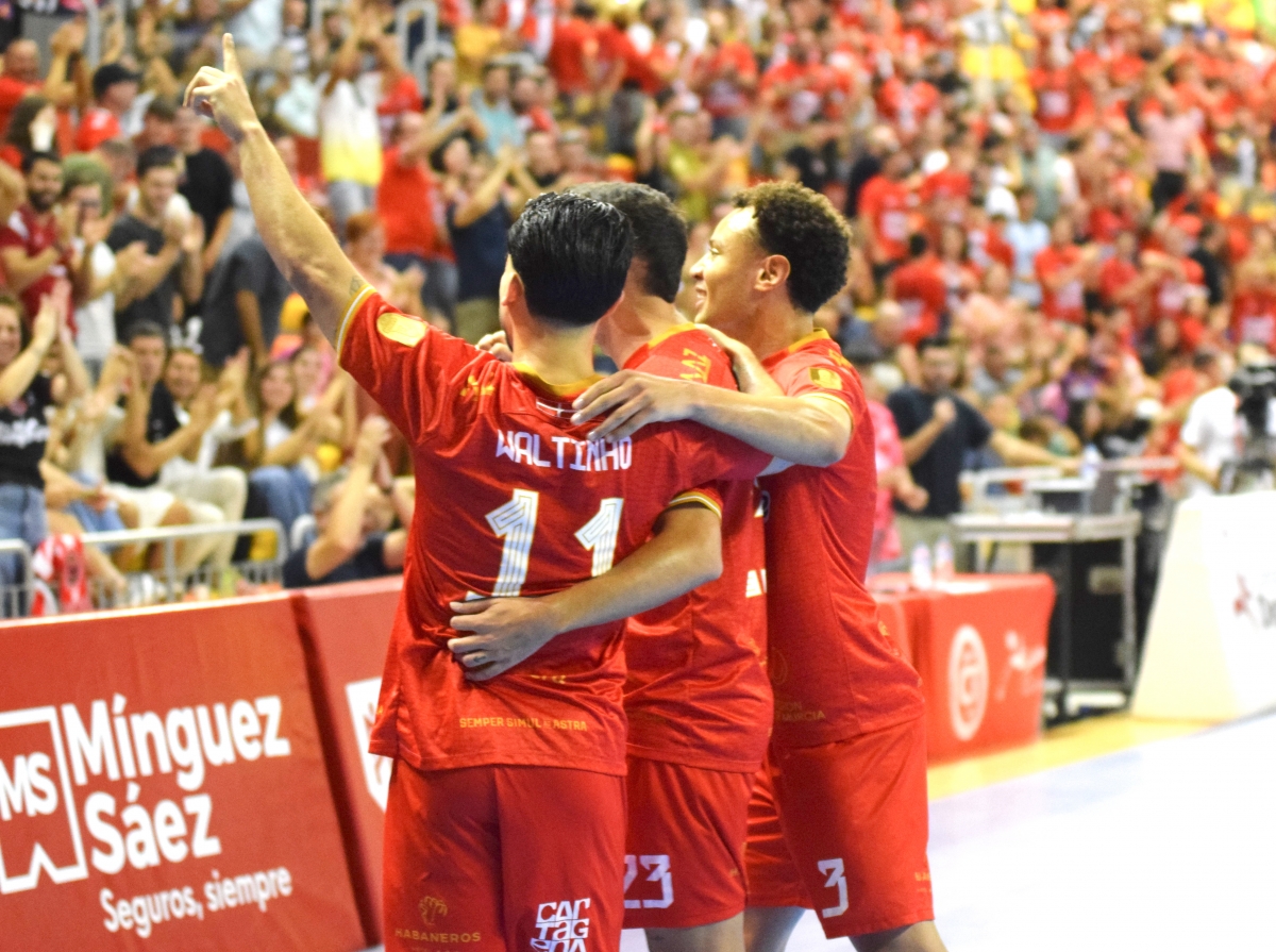  - Foto: JIMBEE CARTAGENA