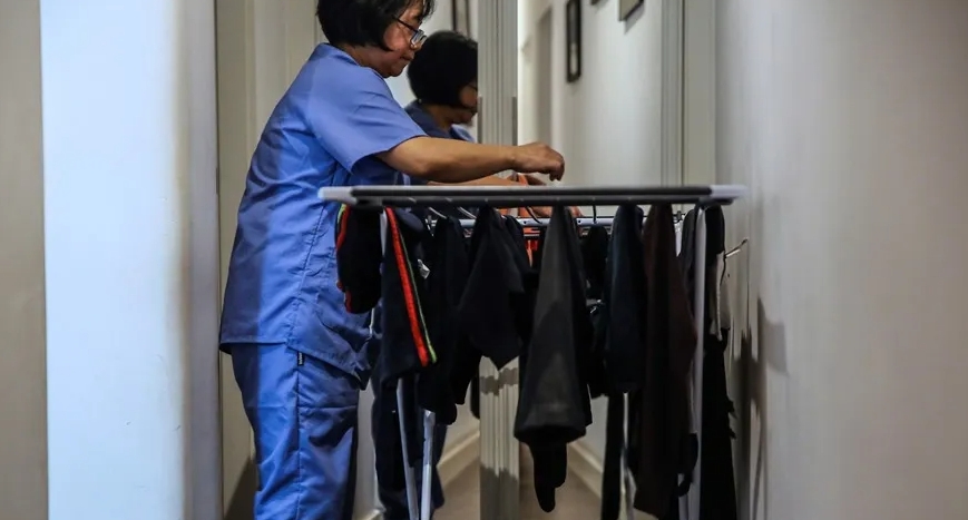 Las familias con empleadas del hogar deben tener evaluados sus riesgos laborales en noviembre