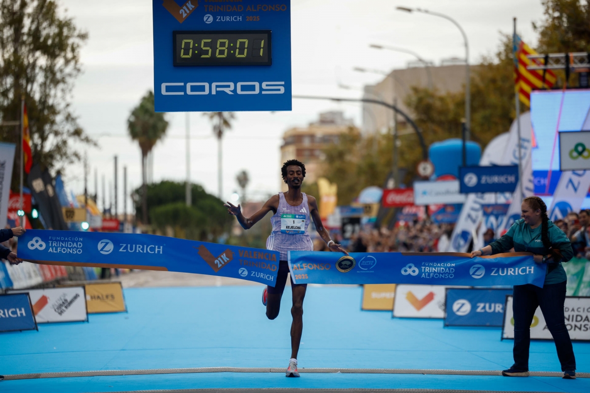 Kejelcha gana el Medio Maratón Valencia sin récord del mundo