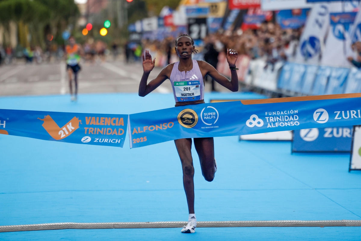 Agnes Nietich se impone en València y acecha el récord del mundo
