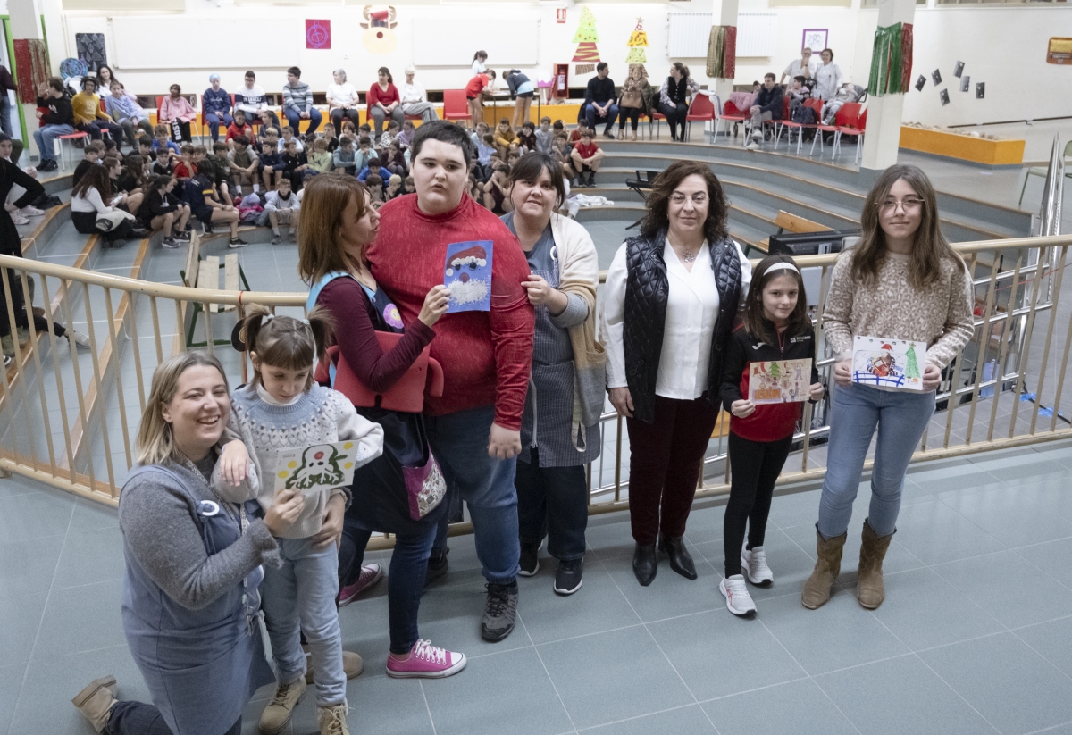 La Diputación impulsa la creatividad de los escolares con el Concurso de Postales Navideñas