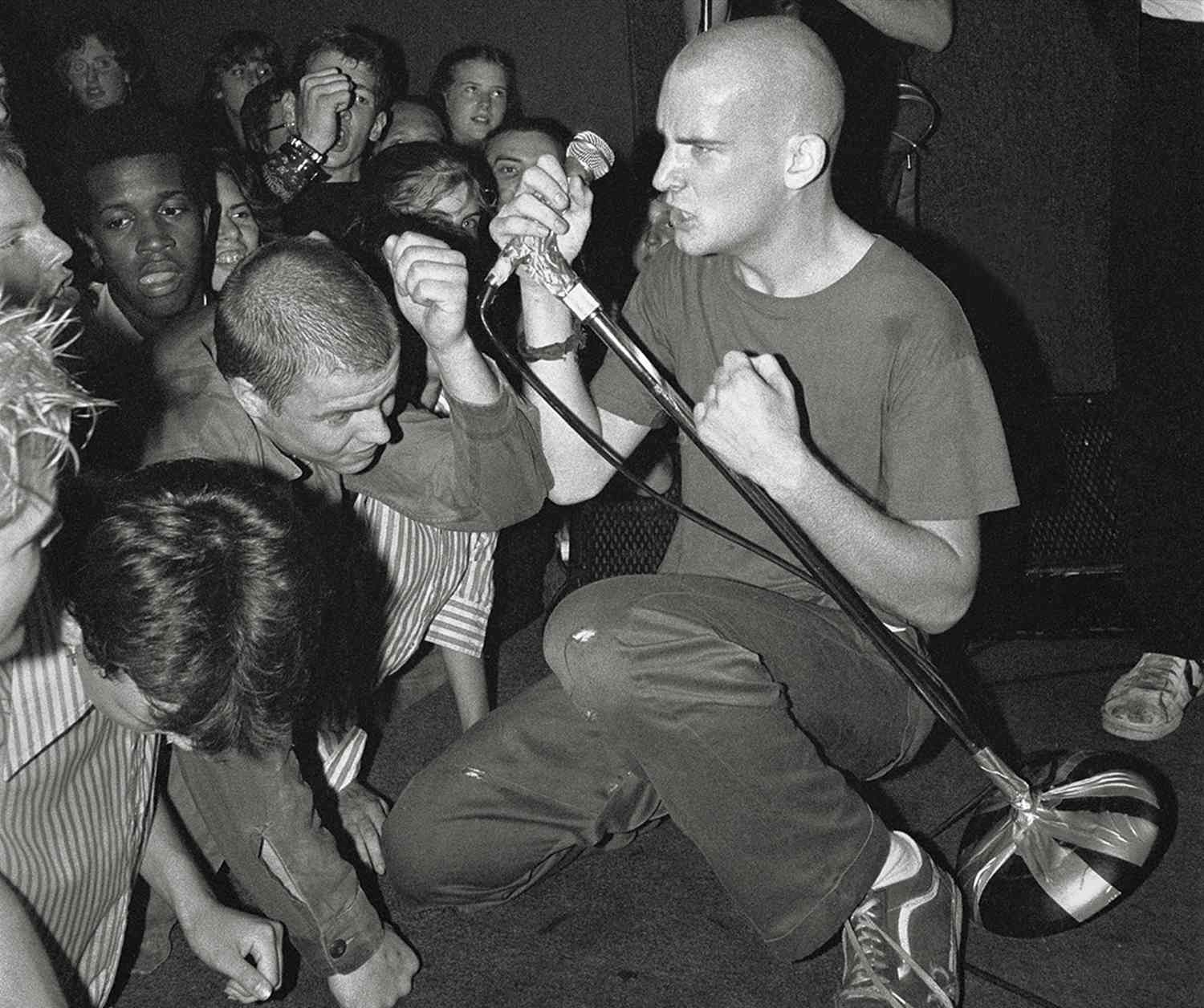 Straight Edge: La historia del movimiento punk que quiso hacer su revolución sin drogas ni alcohol


