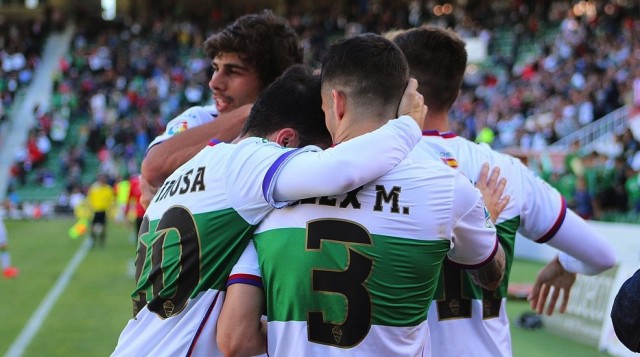 El Elche iguala su mejor racha de imbatibilidad tras nueve jornadas sin perder
