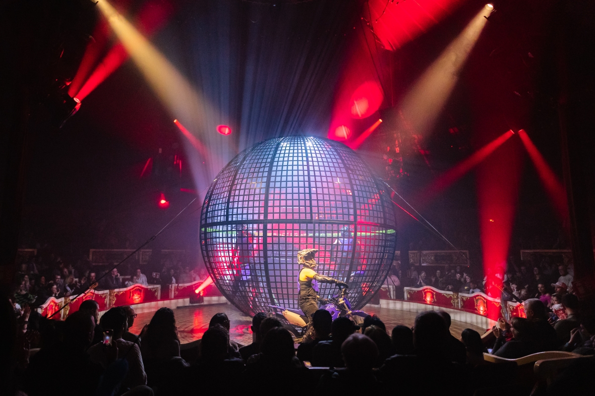 Raluy Legacy, circo más premiado de Europa, vuelve a Castelló para presentar su espectáculo 'Cyborg'