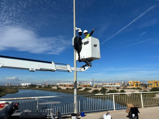 El ayuntamiento de València instala seis cámaras y un radar para vigilar el caudal del nuevo cauce del río Túria