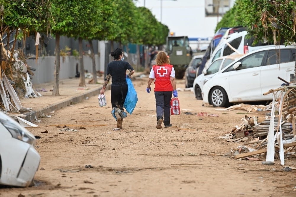 Cruz Roja ha atendido a más de 143.000 personas afectadas por la Dana y ha ejecutado el 54% de las donaciones