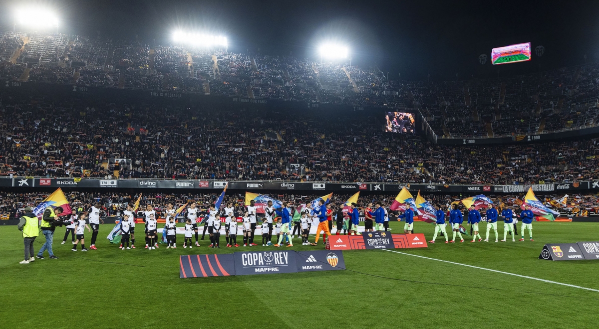 El Valencia CF no quiere sustos en su visita copera a Granada 