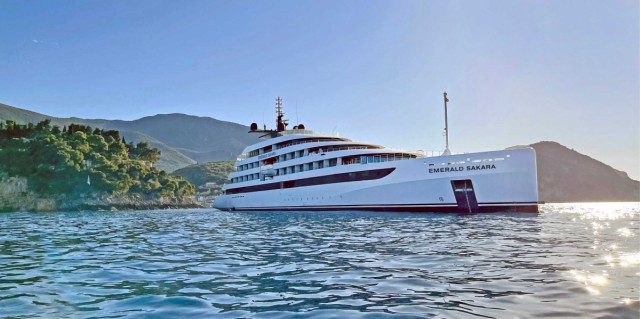 Alicante se afianza como destino de cruceros de lujo con tres escalas 'premium' en una semana