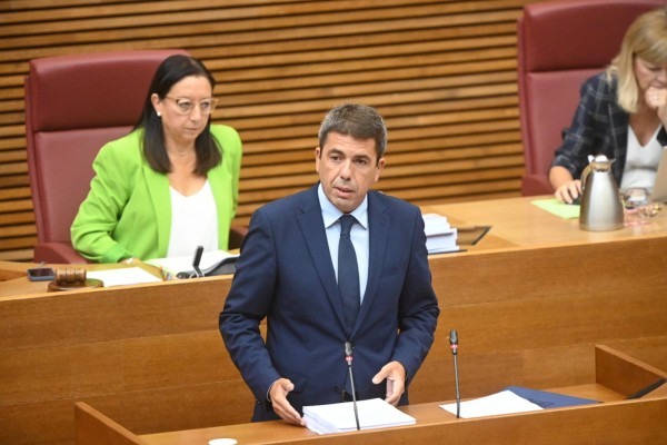 Mazón anuncia que antes de que finalice el año se licitarán 1.500 viviendas VPO en la Comunitat