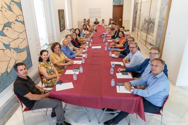 El PSOE denuncia el exceso de altos cargos en el Ayuntamiento de Cartagena: 