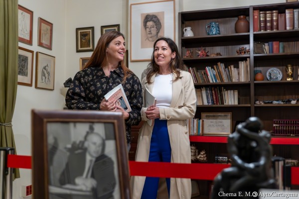 La actriz Manuela Velasco, en la piel de Carmen Conde: 