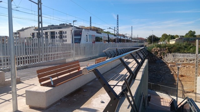 Abierto el mirador de homenaje a las víctimas de la Dana en Paiporta junto a la estación de metro