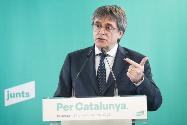 Junts consulta este miércoles y jueves a sus bases para saber si apoyan la ruptura con el PSOE