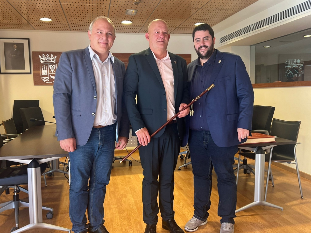 Unión Municipalista suma una nueva alcaldía en Cortes de Pallás: David Herrera, investido primer edil