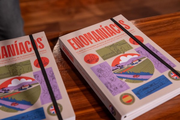 Enomaníacos 2025: un viaje entre viñas, arquitectura y enoturismo en la Comunitat Valenciana