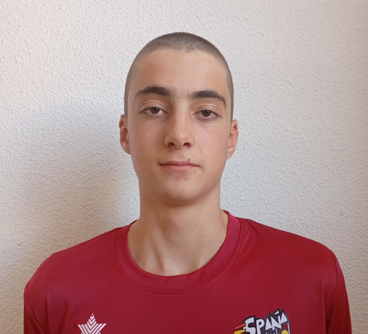 El joven cartagenero Eric de Ayala es incluido en la concentración permanente de la RFEVB