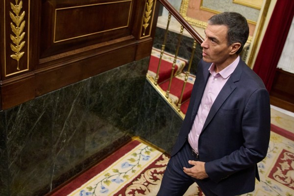 Junts se une a PP y Vox y tumba la ley de los socios de investidura para limitar el alquiler de temporada