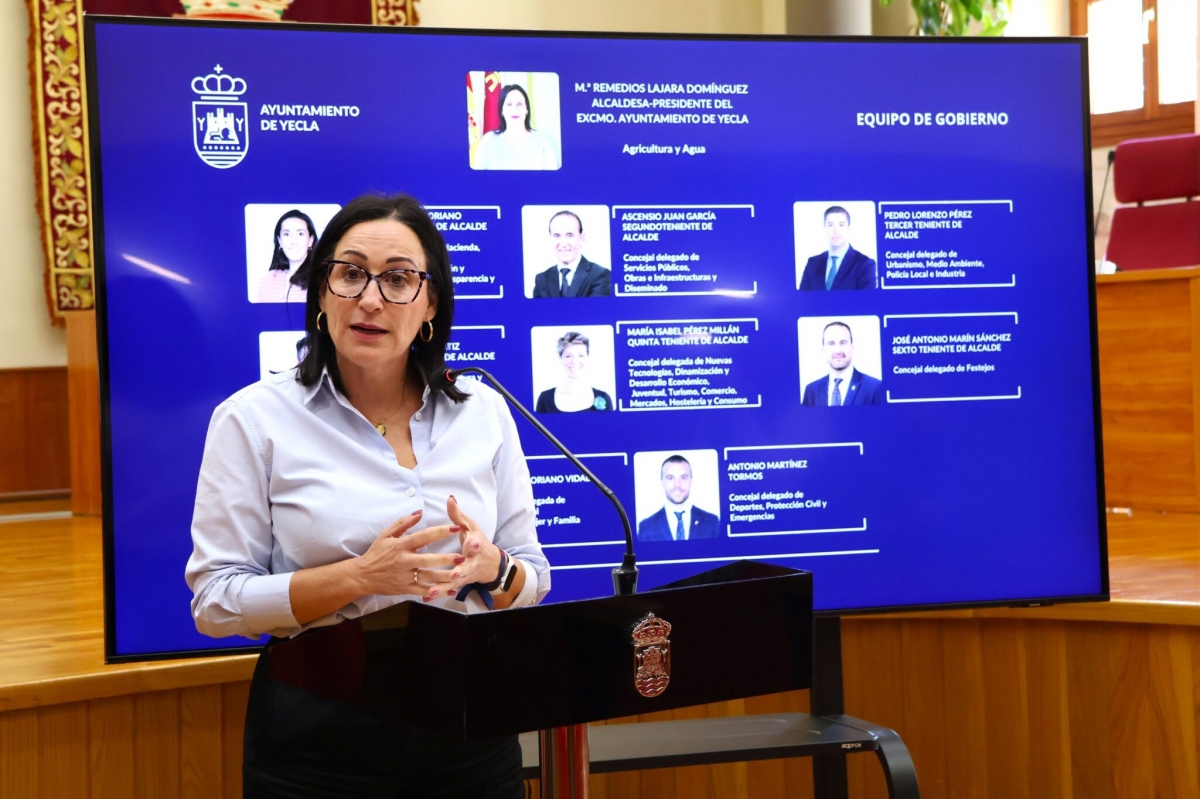 La alcaldesa de Yecla reestructura el Gobierno local tras la salida de Vox