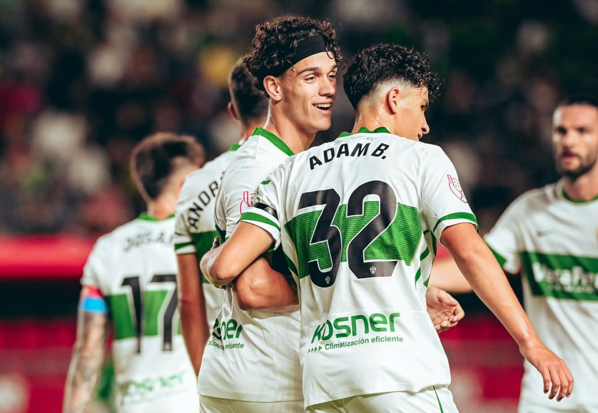 El Elche se impuso en el estadio Enrique Roca. - Foto: ECF