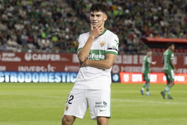 El Elche CF se pasea por Murcia 