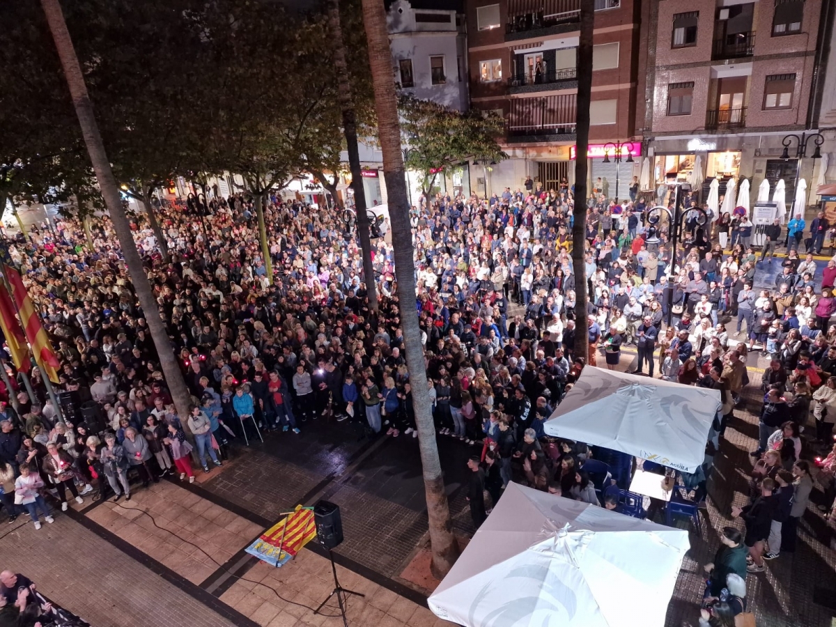 Manifestación en Aldaia en homenaje a las víctimas de la Dana y por el desvío de la Saleta.